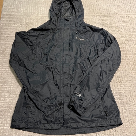 Columbia Jackets & Blazers - Columbia Rain Jacket Windbreaker Black Hooded Women’s Large